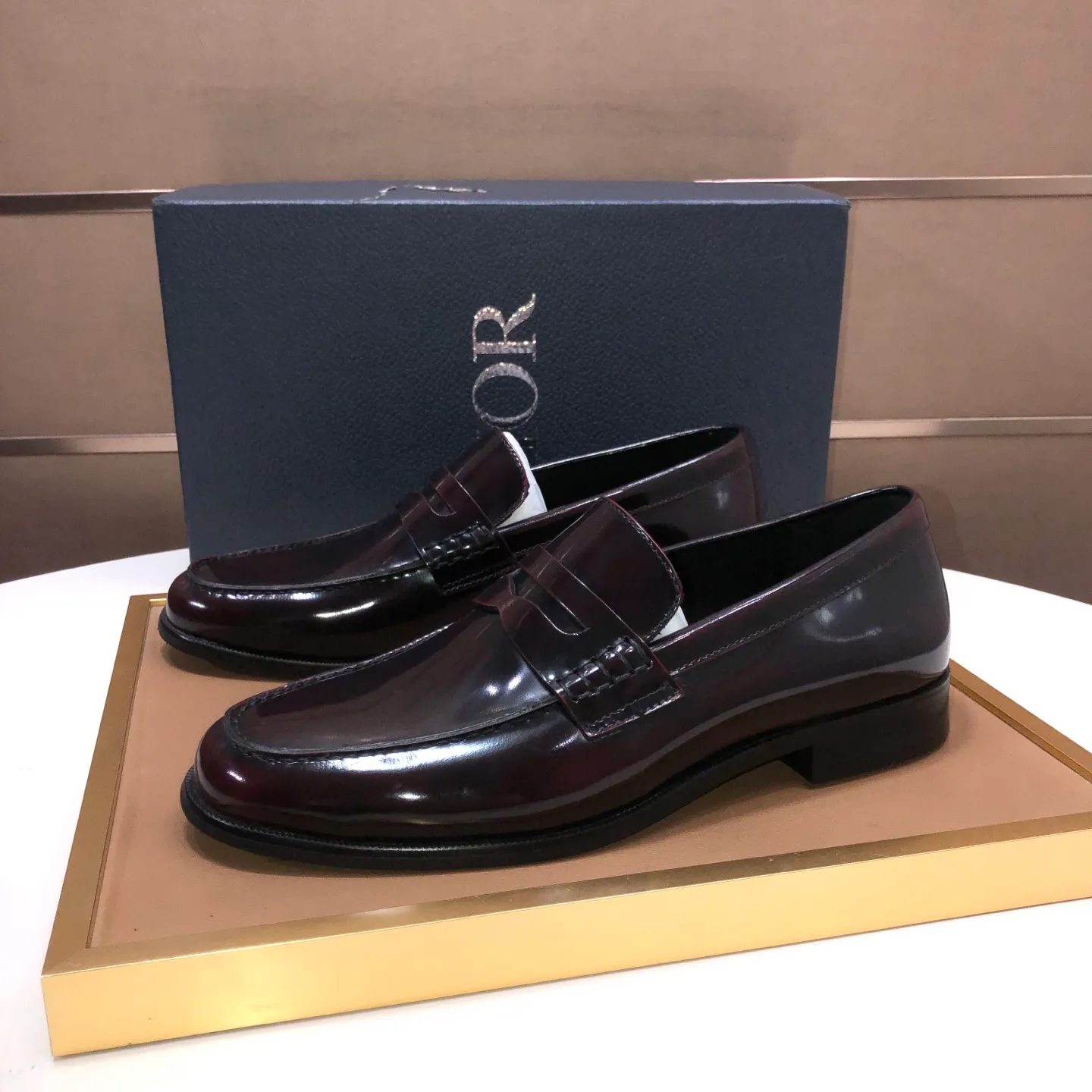 Men's shoes 💰580💰[Dior] (water-dyed cowhide lining) Dior original 1:1 high-quality factory, imported original materials, imported raw cowhide, water-dyed cowhide lining, original TPU outsole, code number: 39-44 (45 customized)